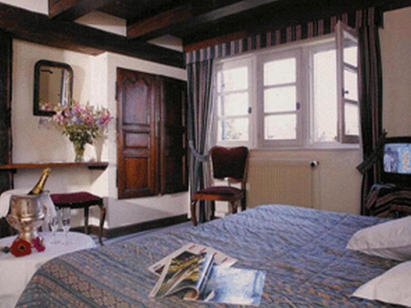 Auberge Et Hostellerie Paysanne Lutter ภายนอก รูปภาพ
